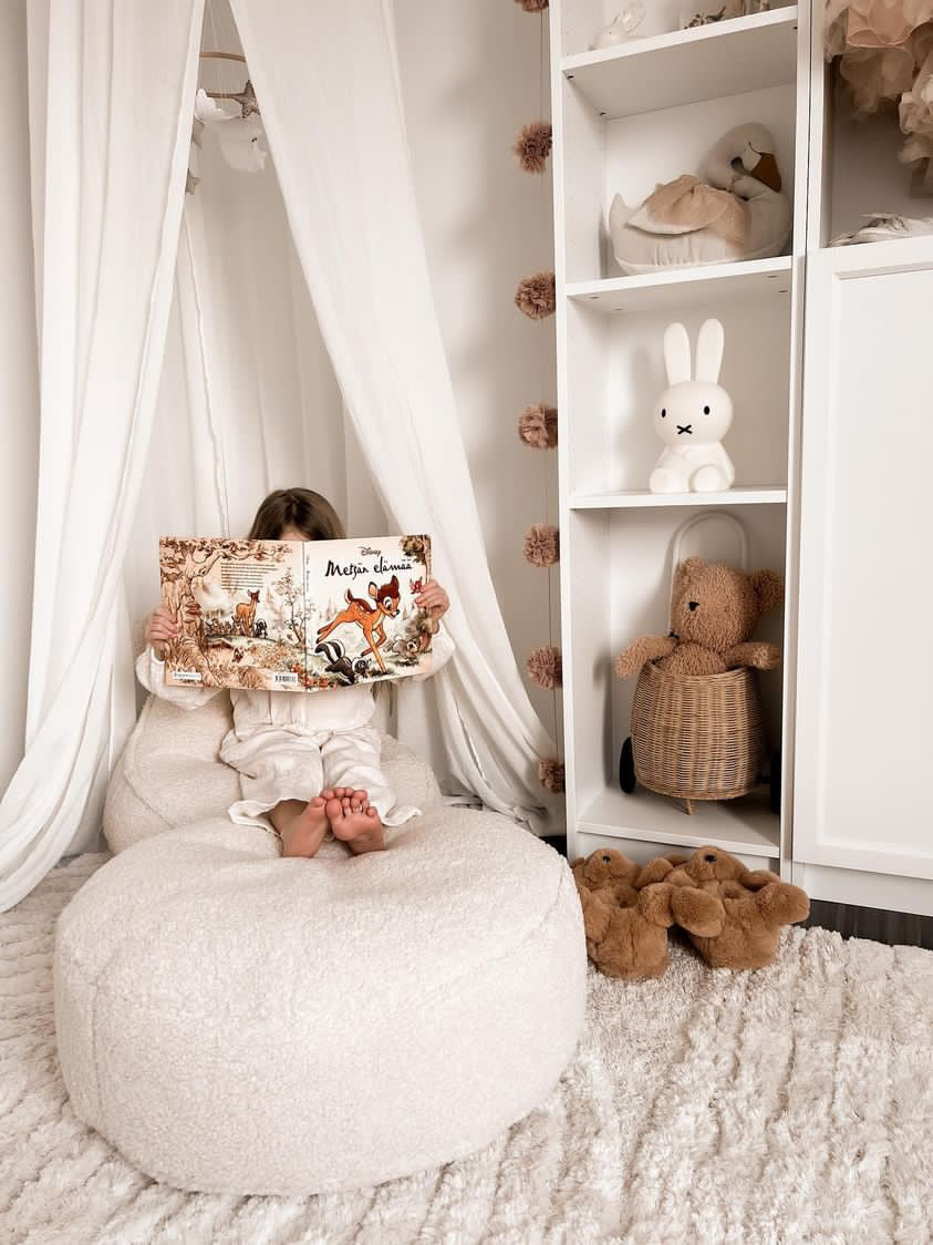 Wigiwama Cream White Ottoman - teddystof poef
