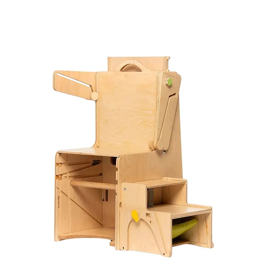 Montessori toren - avonturen en speelhoek