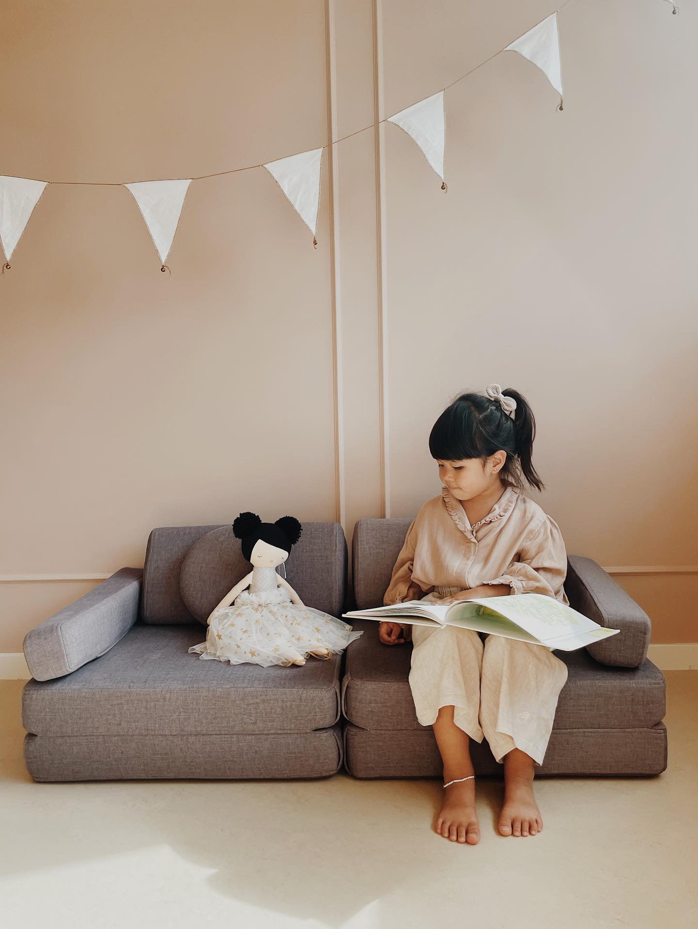 Speelhoek in de woonkamer met Shappy speelbank