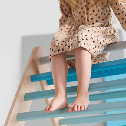 Pikler Triangle – Bright