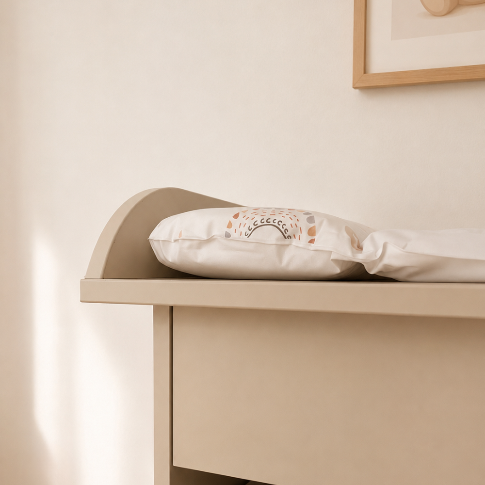 ATB ILA commode met verschoonblad – cashmere – aanvullende afbeelding