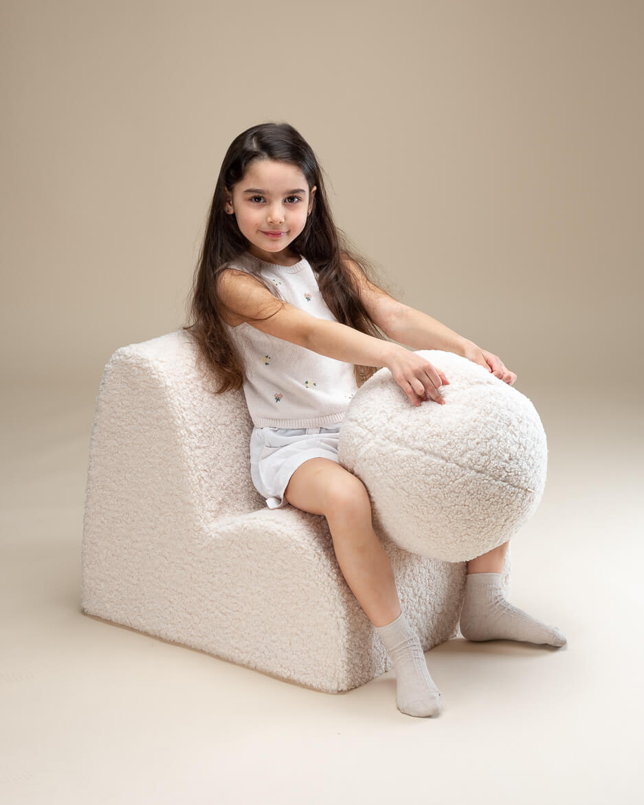 Wigiwama Cloud Chair Cream White - Teddy fabric chair