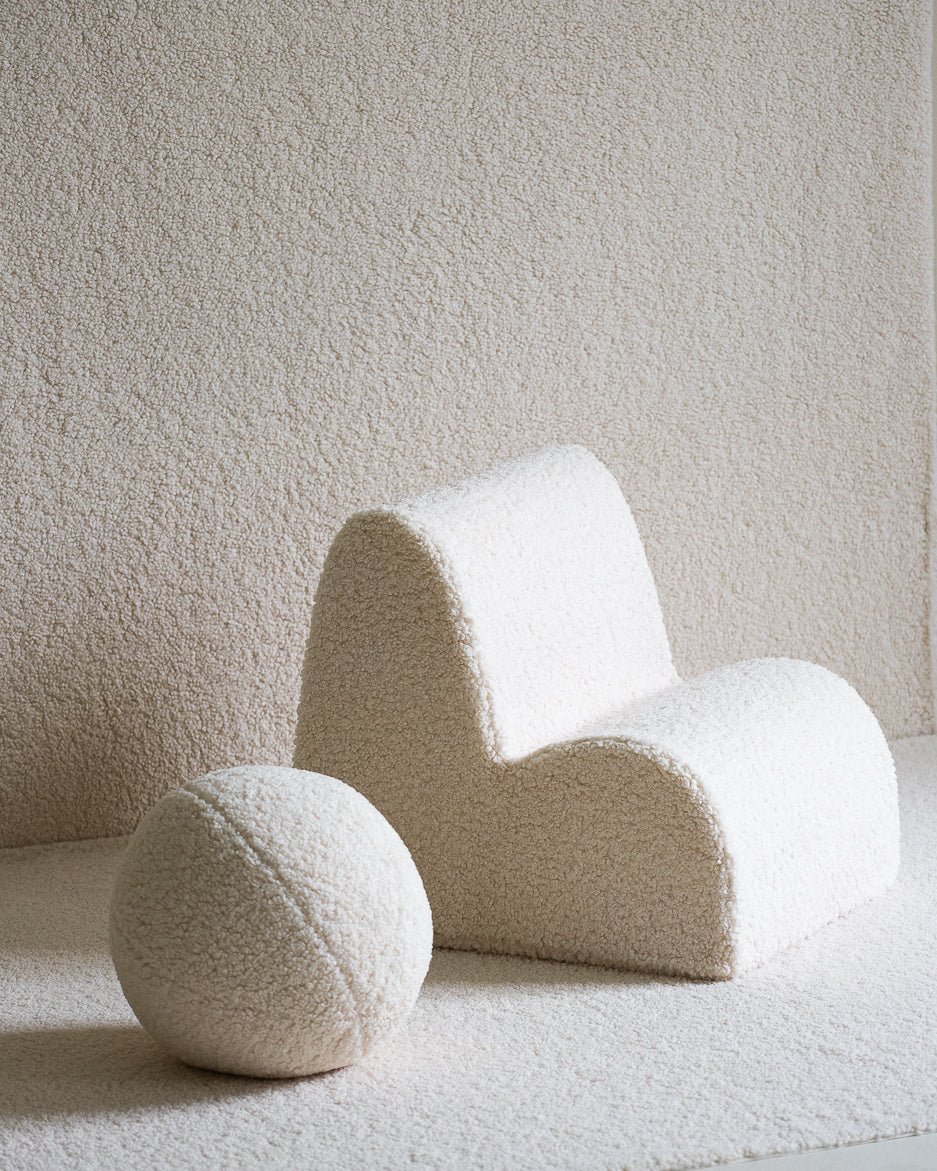 Wigiwama Cloud Chair Cream White - Teddy fabric chair