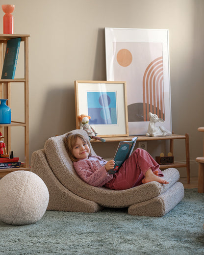 Wigiwama Biscuit Moon Chair - teddystof loungestoel