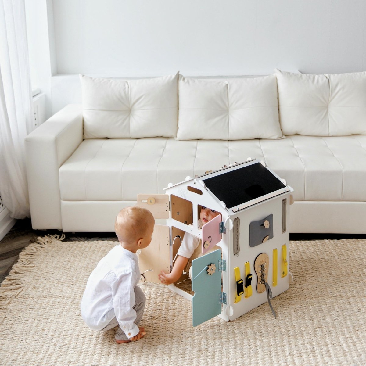 BusyKids set – Busy Board speelhuisje wit/pastel met creatieve kubus-Speelhuisje set