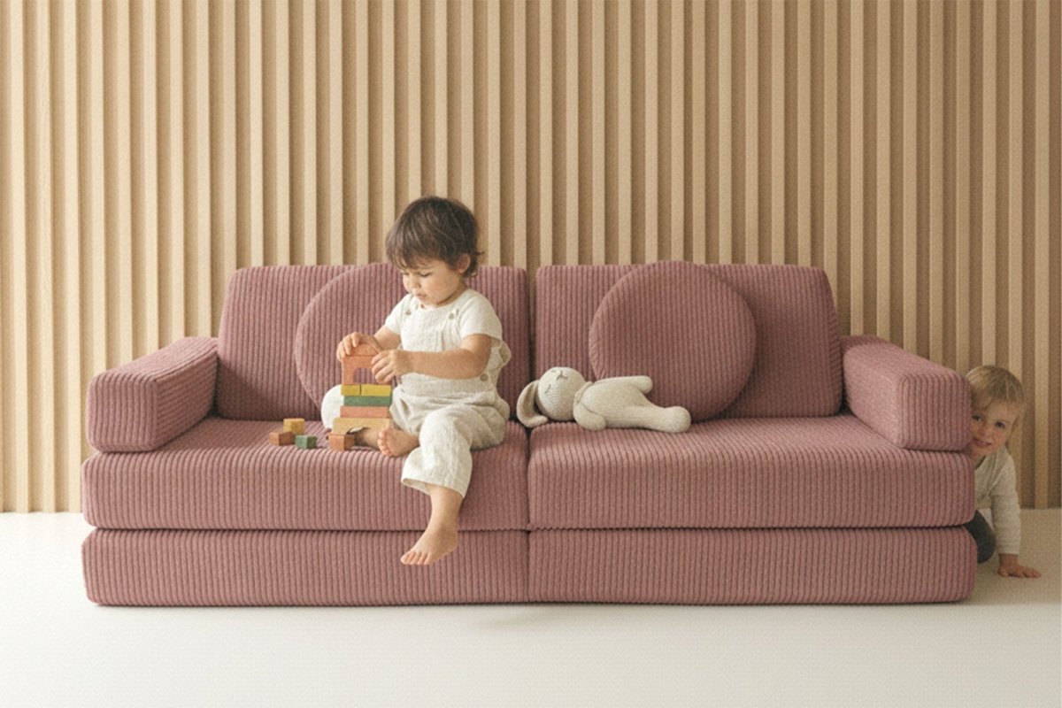 Shappy Speelbank Pure Corduroy in Rose in de woonkamer