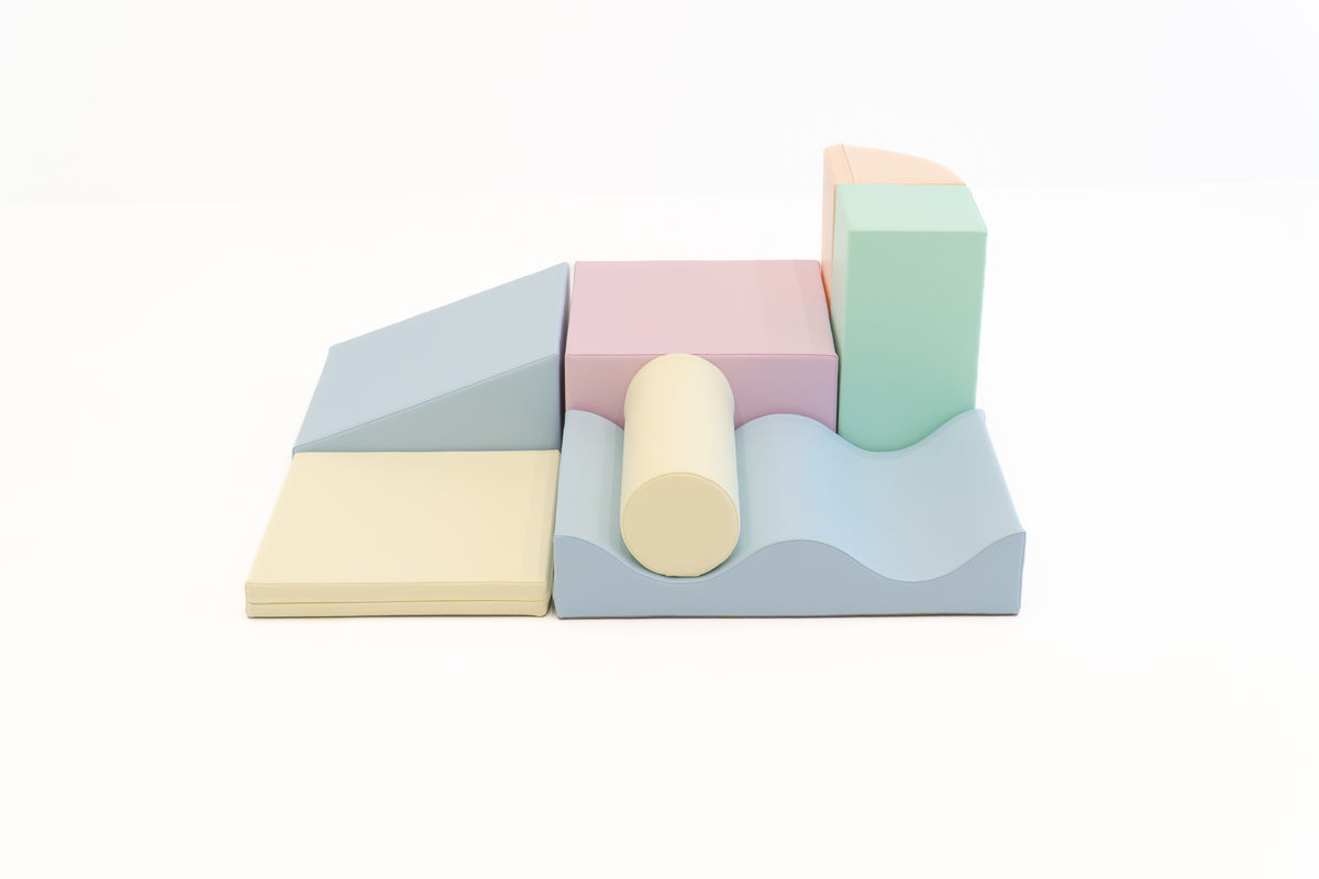 IGLU Discoverer soft play set in Light Pastel met verschillende foamvormen