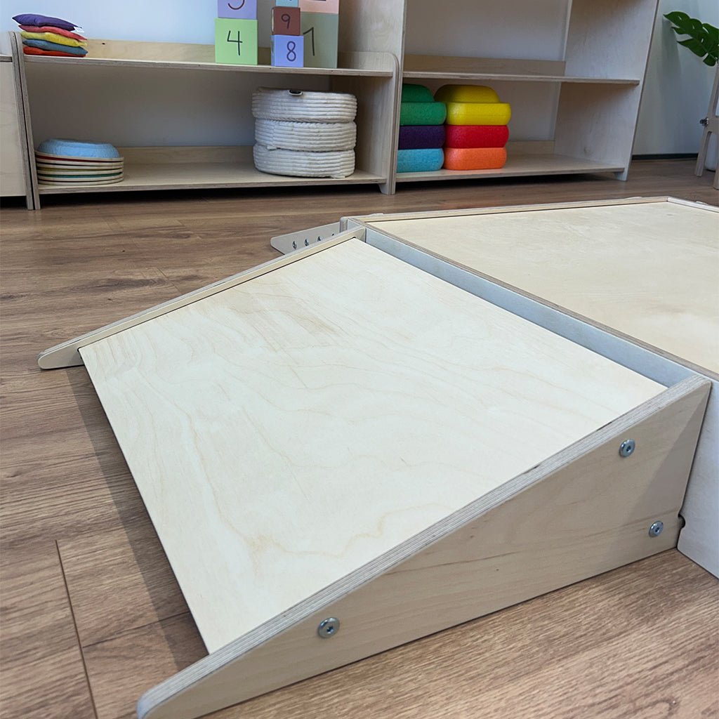 Houten kruipheuvel - glijbaan 16 cm - kruipkist accessoire - 