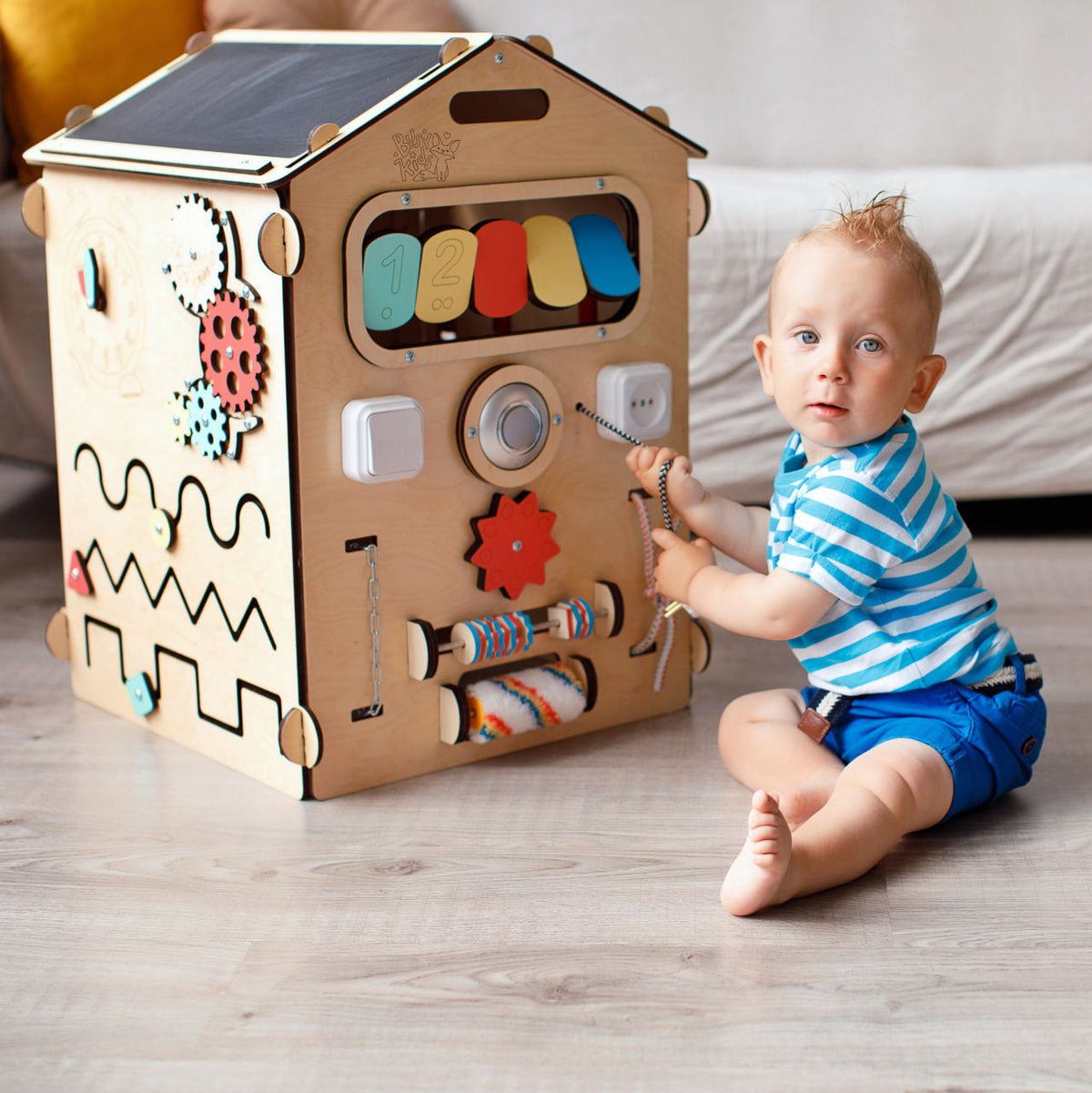 Set - Busy Board House natura and Creative Cube