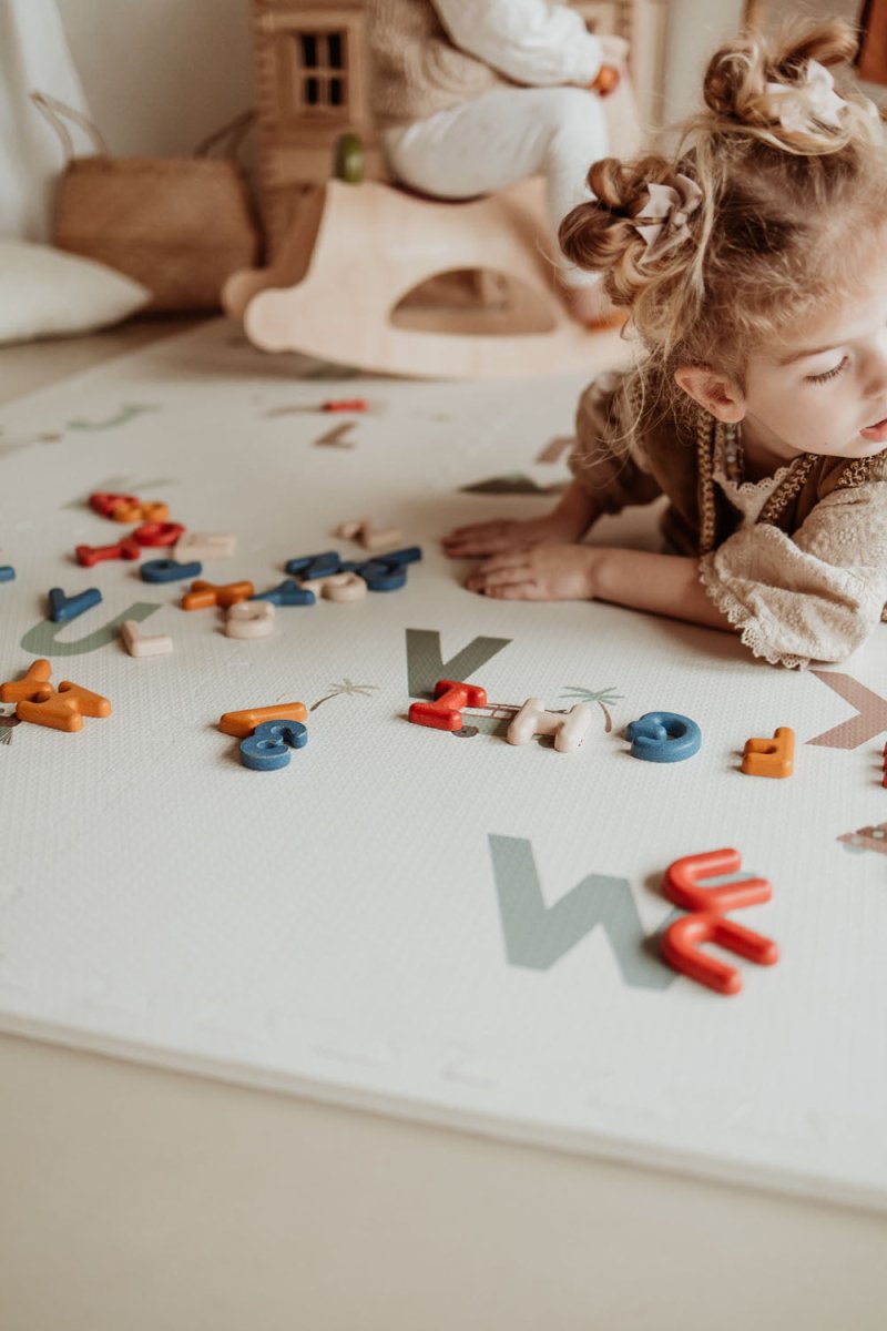 EEVAA Alphabet - Terrazzo puzzlemat - 