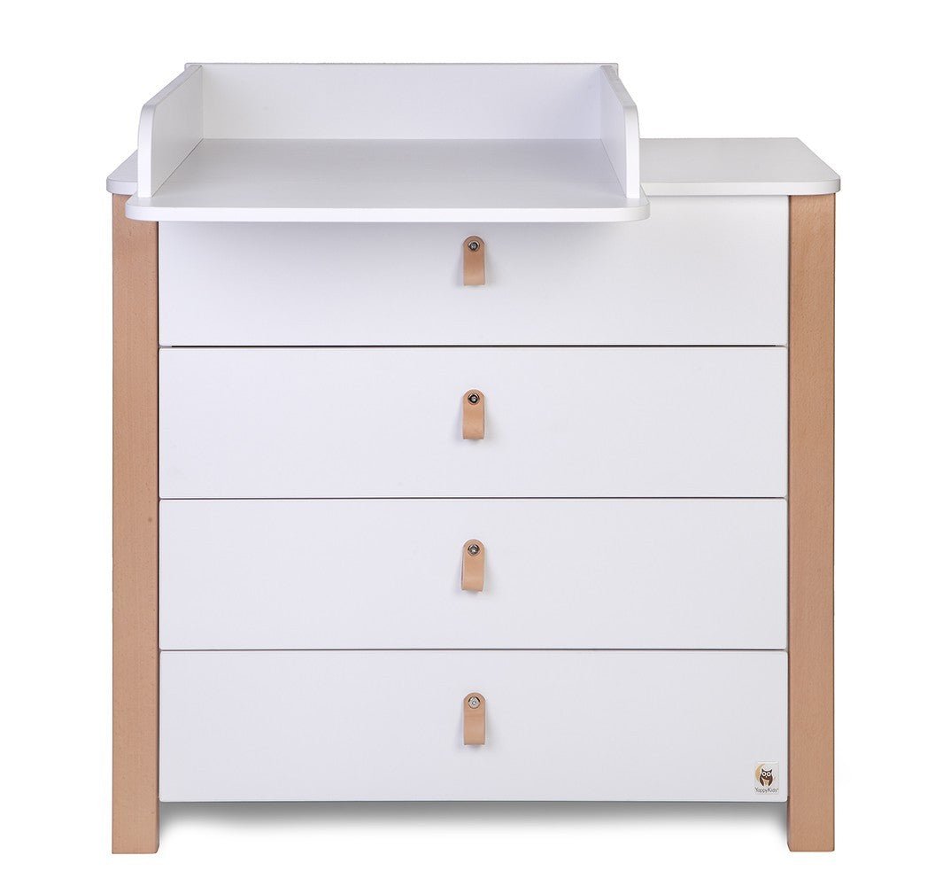 Witte YappyKids commode van 90 cm met bladvergroter voor veilig verschonen.
